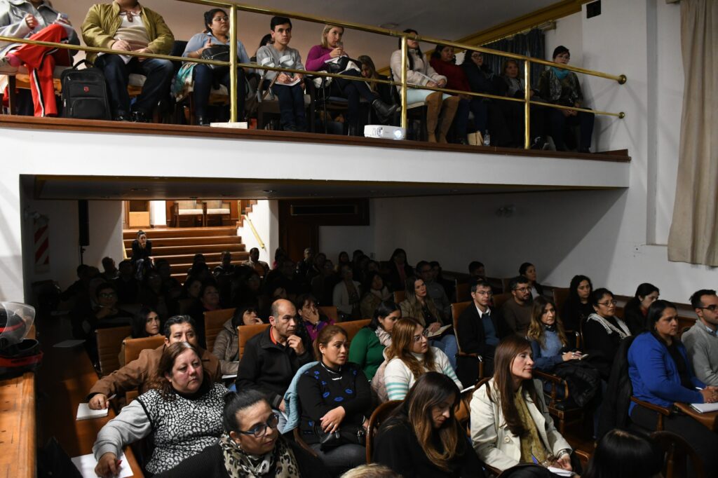 Nueva capacitación a empleados públicos en Casa de Gobierno
