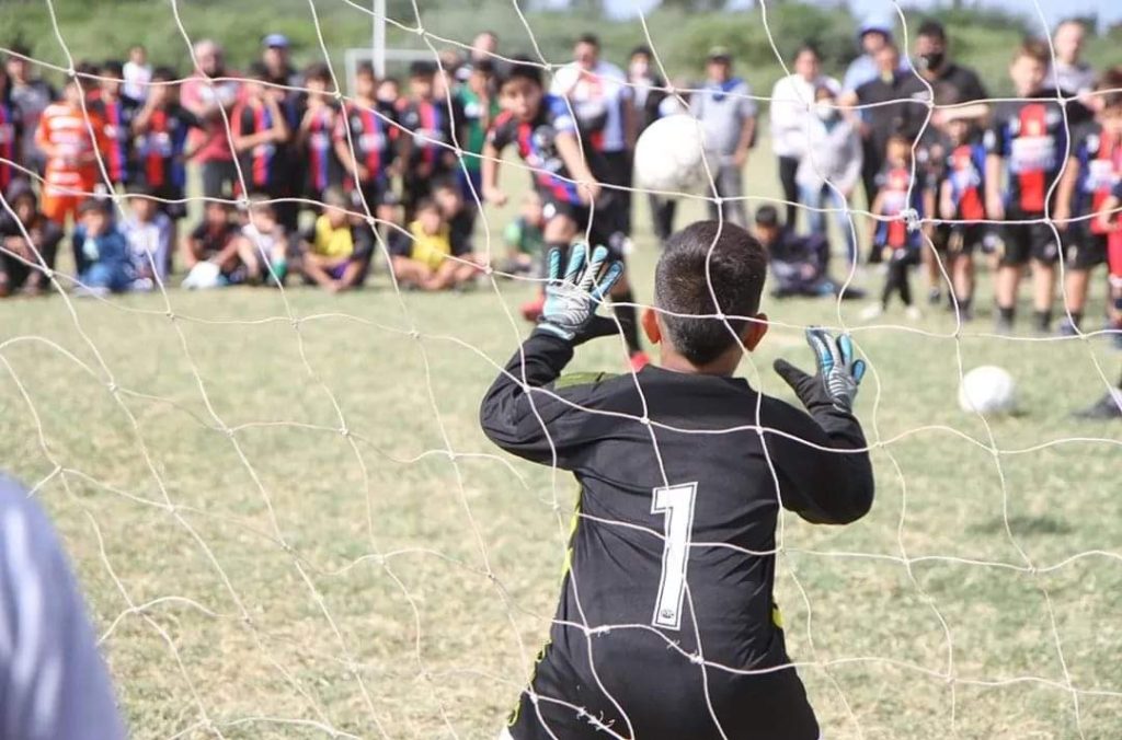 El municipio bandeño ofrecerá una capacitación para escuelas de fútbol