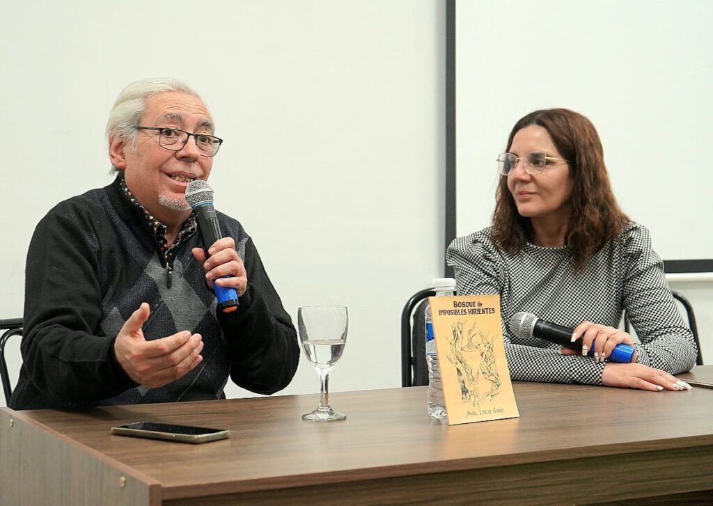 “Bosque de imposibles hirientes”, obra autorefencial de Lito Garay