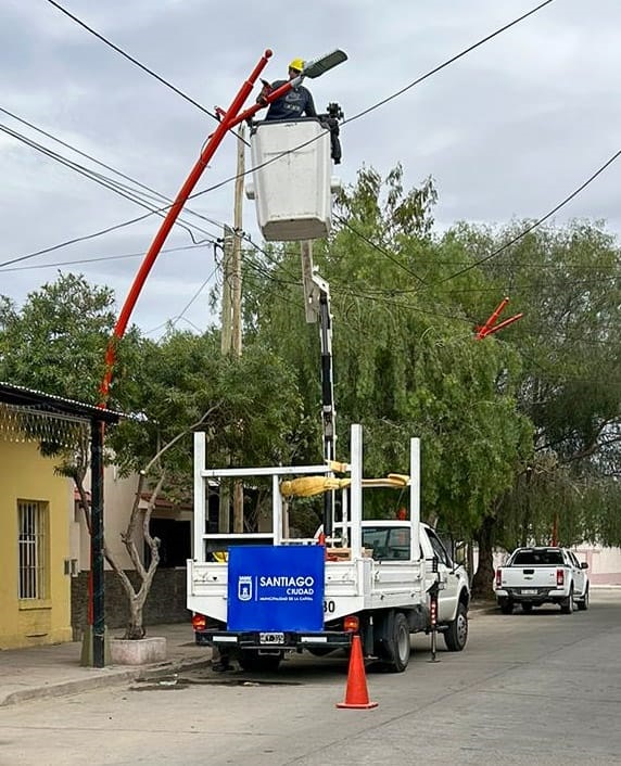 Colocaron nuevas luminarias Led en el barrio Sarmiento