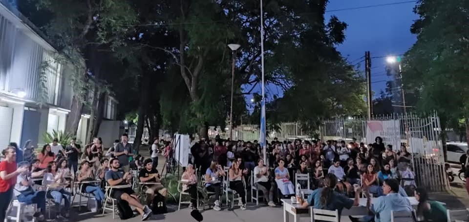 La Asamblea Universitaria Permanente lanza una Cátedra Abierta