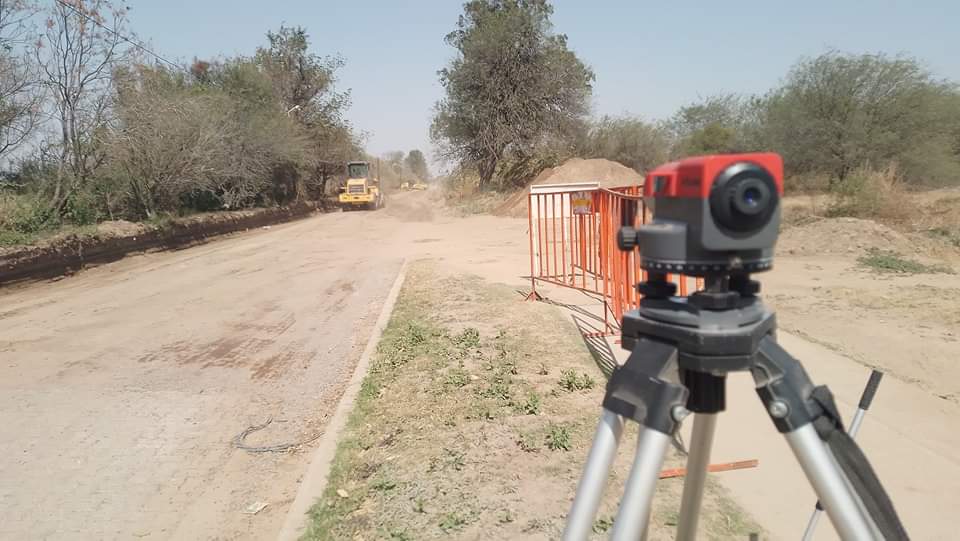 En Fernández avanzan con un plan que busca mejorar calles y caminos vecinales