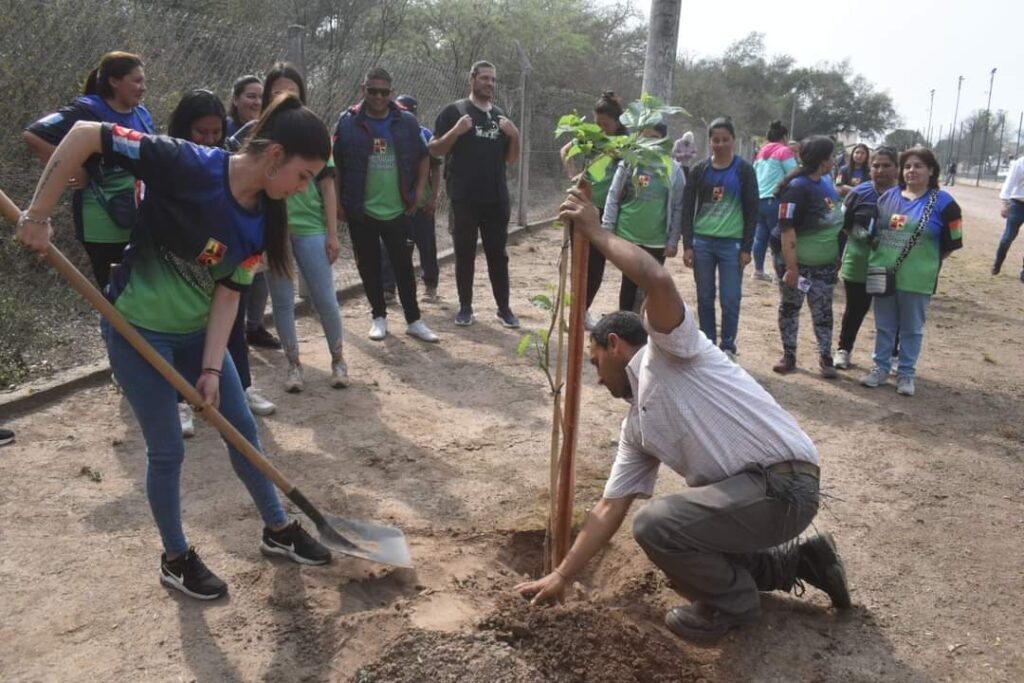 En Frías ponen en marcha el proyecto de forestación “Pulmón Verde”