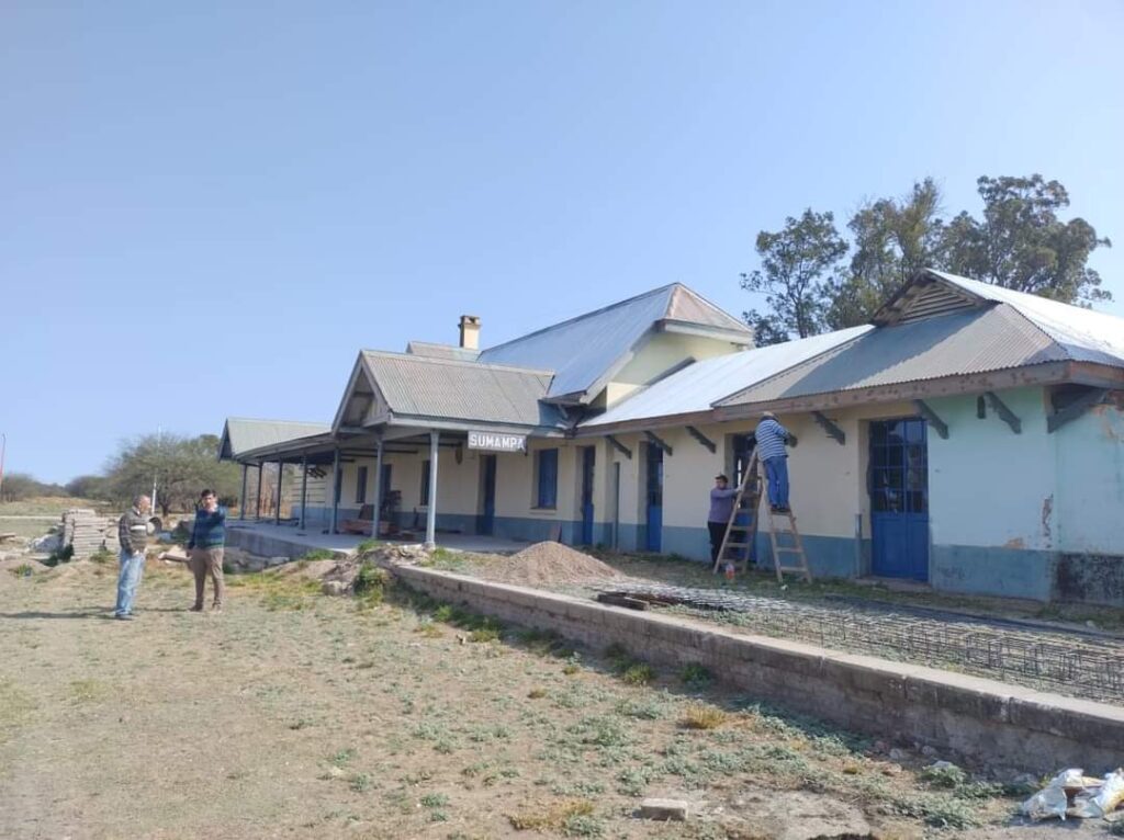 Trabajan para poner en valor la estación de Ferrocarril de Sumampa