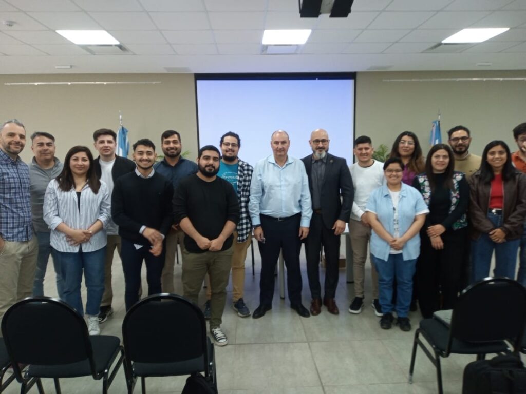 Nueva capacitación para jóvenes en “Gestión para el Desarrollo”