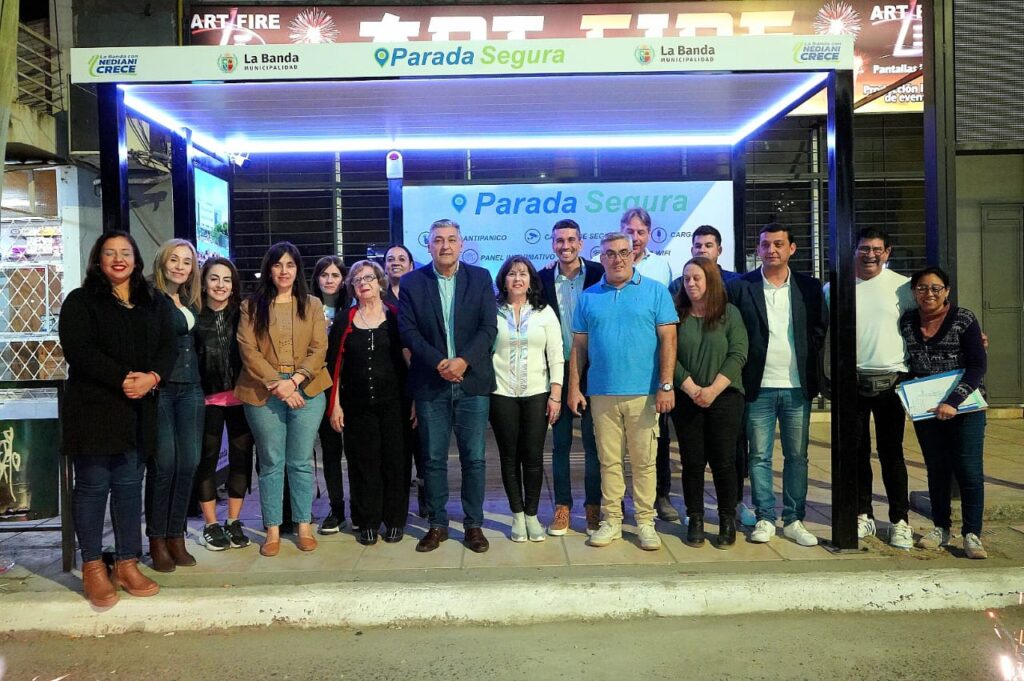 Las primeras Paradas Inteligentes fueron habilitadas en La Banda Las primeras Paradas Inteligentes fueron habilitadas en La Banda