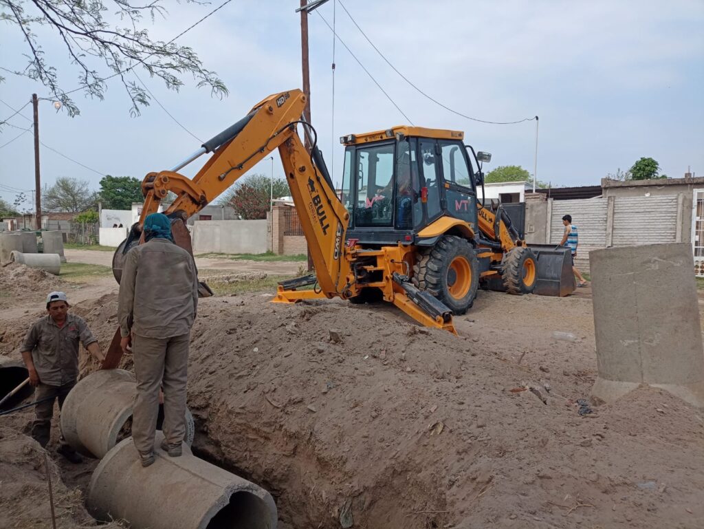 Nediani consolida la ejecución de obras públicas en diferentes sectores de La Banda Nediani consolida la ejecución de obras públicas en diferentes sectores de La Banda