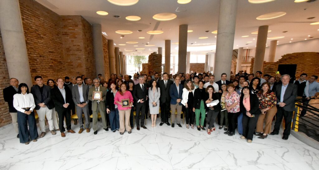 Los 75 años de la Dirección General de Catastro Los 75 años de la Dirección General de Catastro