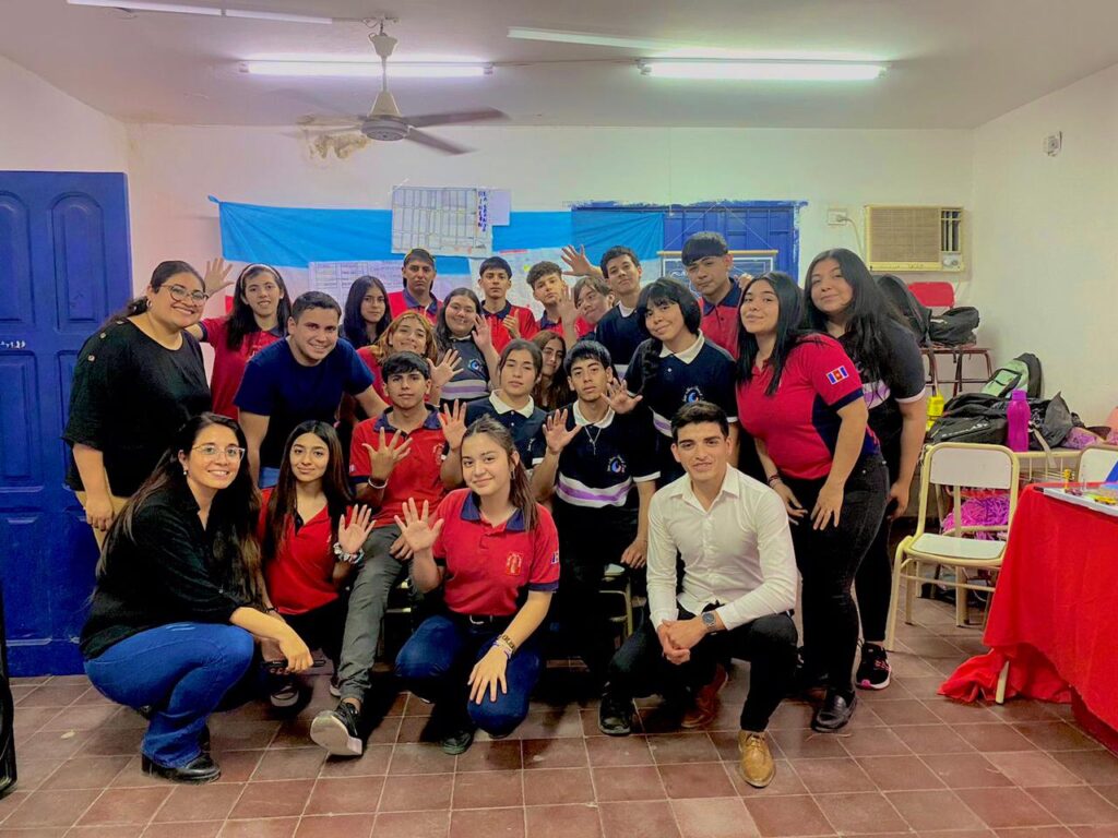 Alumnos del colegio Lourdes presentaron Museo interactivo con historia de la ciudad de La Banda Alumnos del colegio Lourdes presentaron Museo interactivo con historia de la ciudad de La Banda