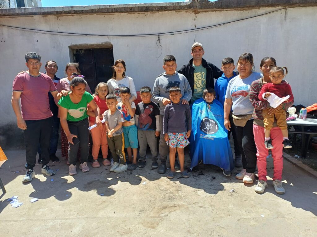 El “Proyecto Tijeritas” llegó al barrio Villa Suaya El “Proyecto Tijeritas” llegó al barrio Villa Suaya