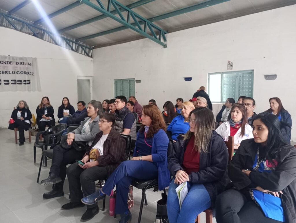 Capacitan a agentes sanitarios en protocolos de protección de la infancia y adolescentes