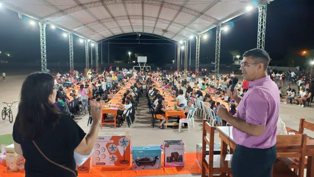 Agasajaron a las madres de La Cañada con un gran festejo