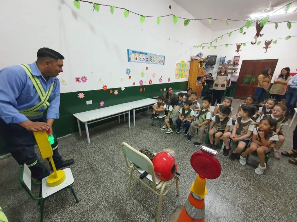 Fernández: Realizan jornada de educación vial en el Jardín “Niño Jesús”