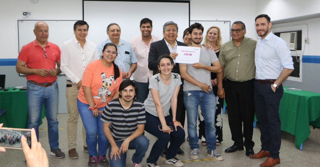 Estudiantes de la UNSE crearon una aplicación para reducir el desperdicio de comida