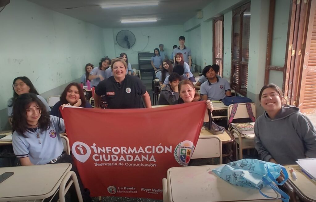 Información Ciudadana para los alumnos de las escuelas secundarias de La Banda