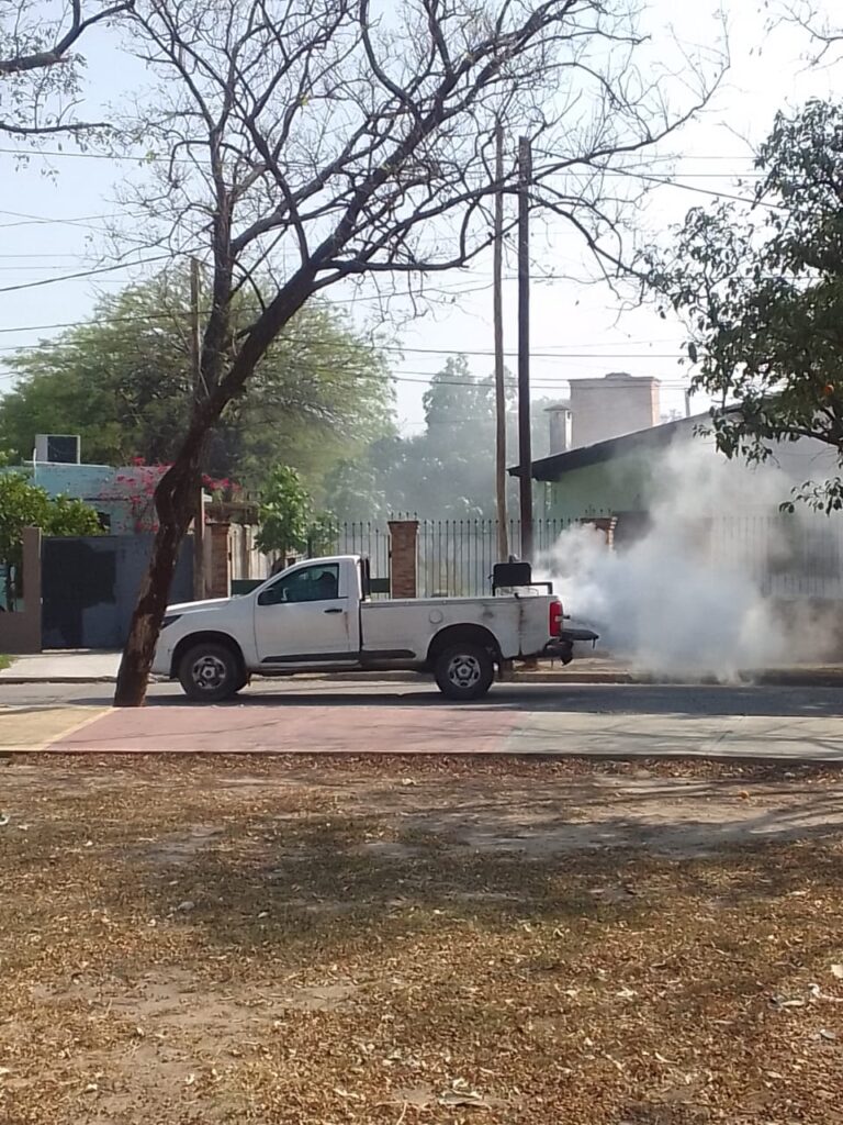 Continúan las fumigaciones preventivas en ciudad Capital Continúan las fumigaciones preventivas en ciudad Capital