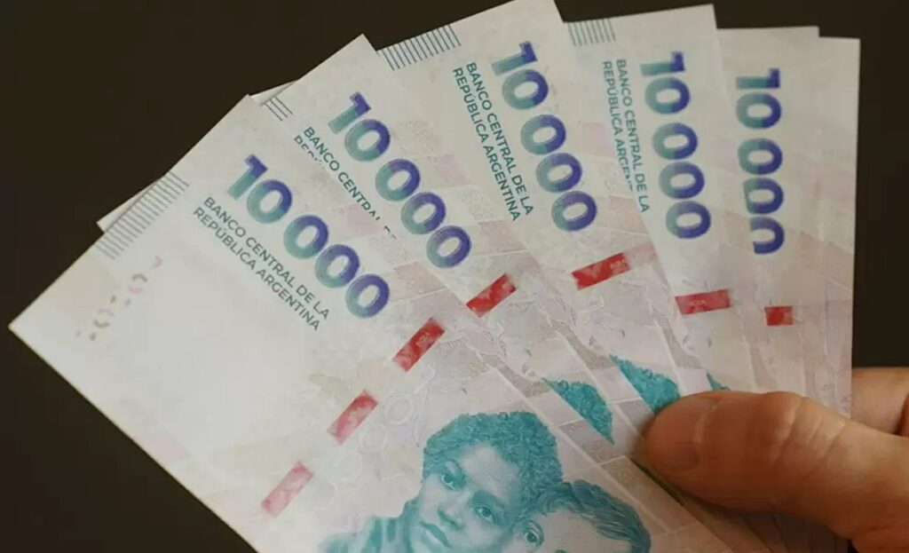 Anuncian bono extraordinario a planes de emergencia, tarjetas sociales y tarjetas para celíacos