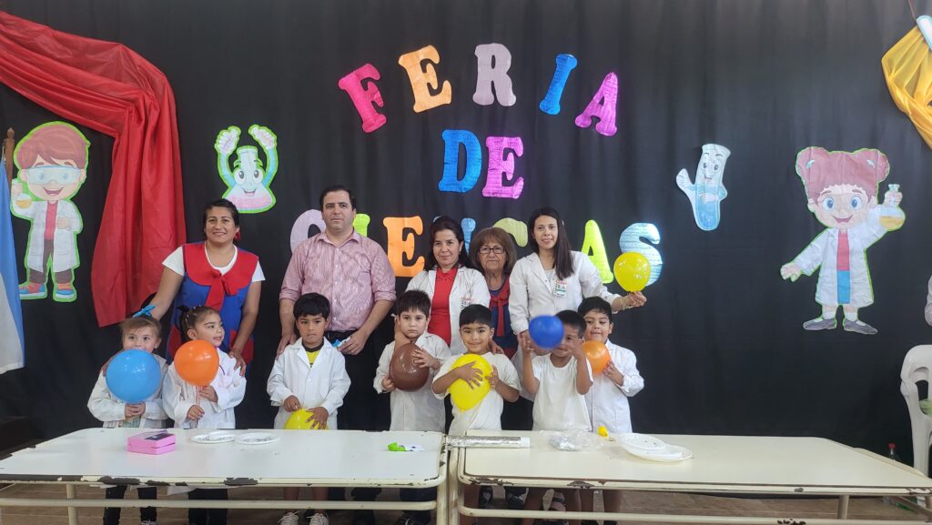 Alumnos y docentes del Jardín Municipal ° 1 “Mis Pimpollos” de Clodomira realizaron la Feria de Ciencias