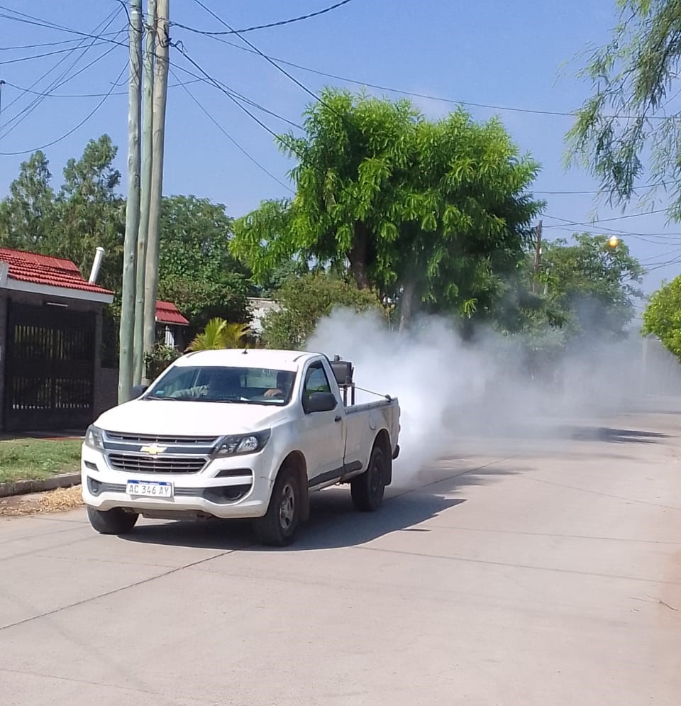 Continúan esta semana las tareas preventivas de fumigación en Capital