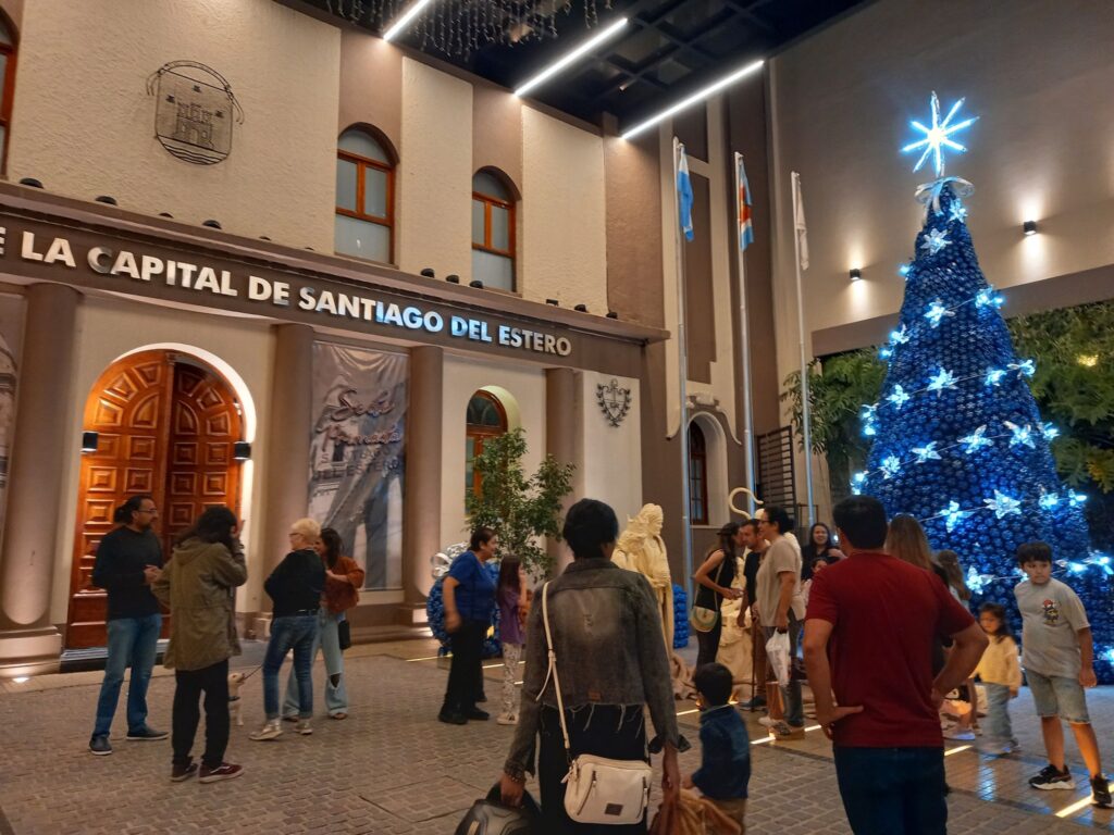 El espíritu navideño ya se siente en las calles de la “Madre de Ciudades”