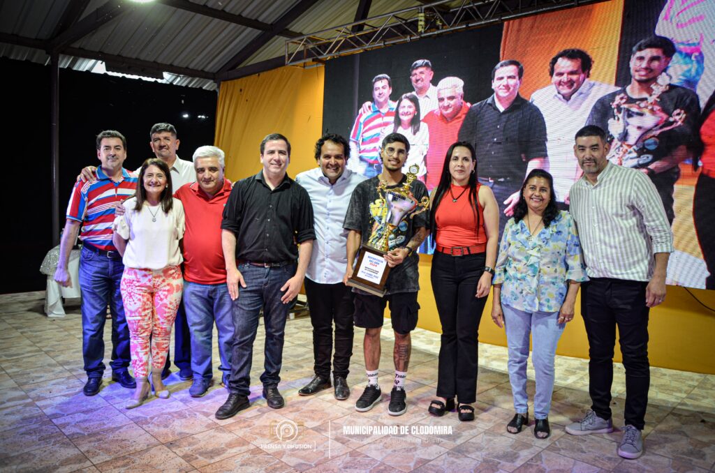 José “Kino” Hoyos fue elegido “Deportista del Año” de Clodomira
