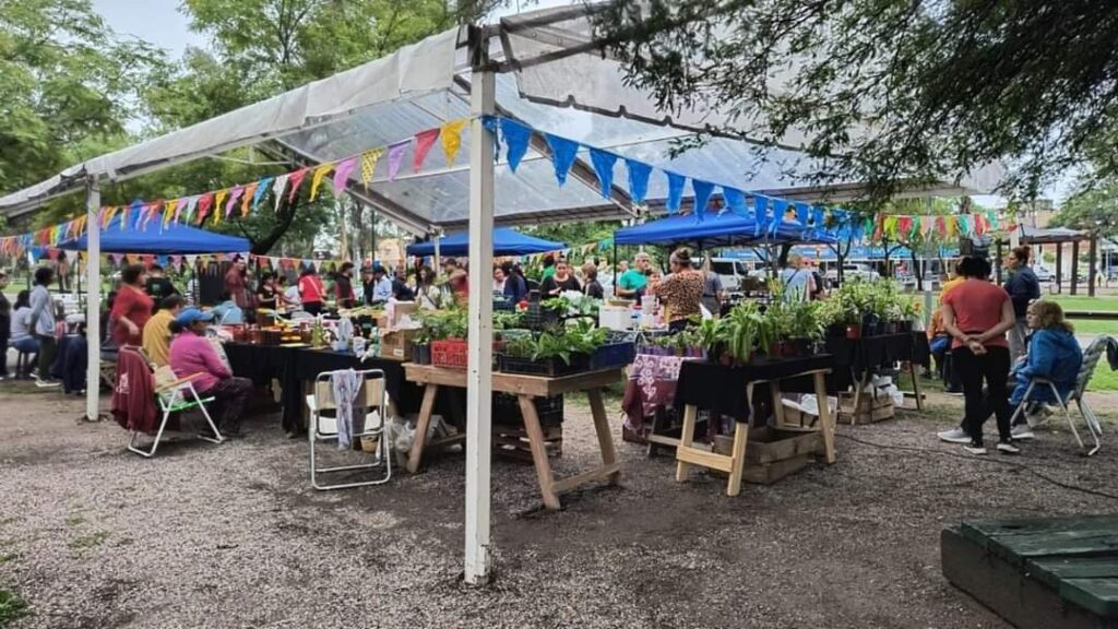 Las Termas: Realizan con éxito una nueva edición de la Feria Itinerante