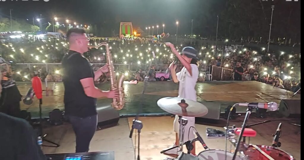 Una gran cantidad de público participó del festival “Selva Portal del Noa”