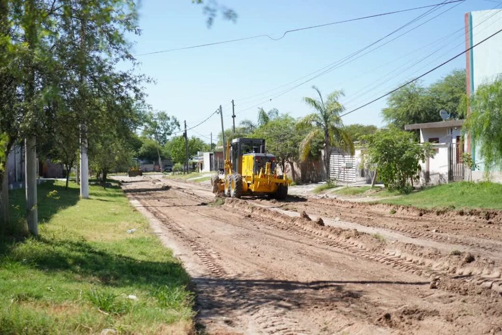 Comenzaron los trabajos para la pavimentación de calle San Martín en Las Termas