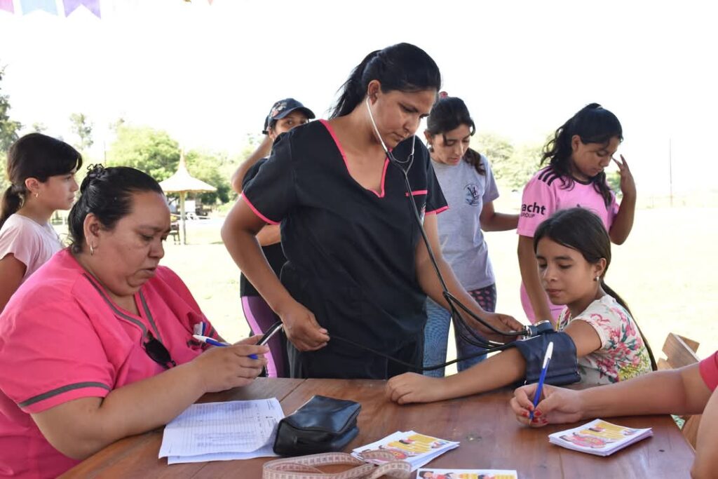 Fernández: Realizaron un operativo de salud en la Colonia de Vacaciones