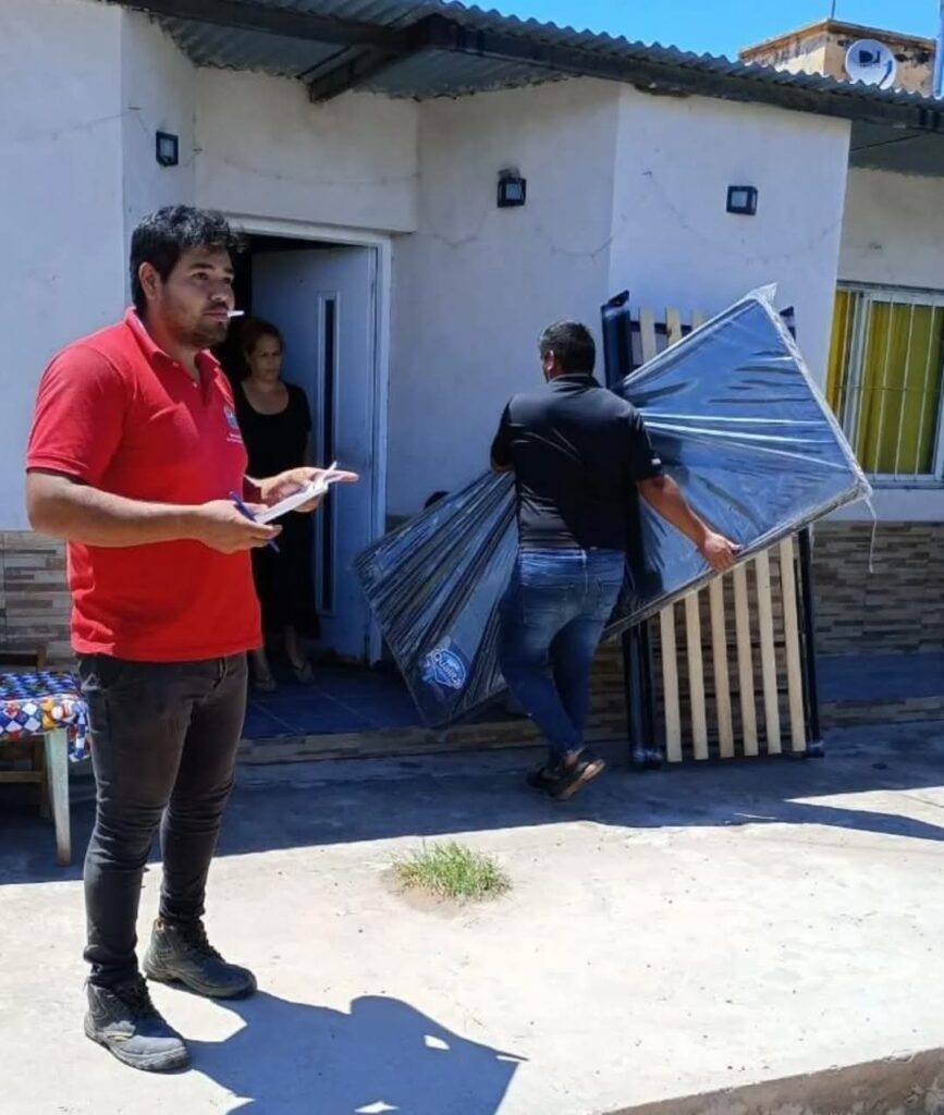 Las Termas: Continúa la asistencia a familias afectadas por el temporal