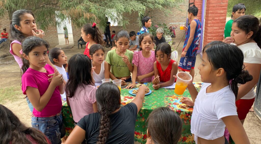 Niños del barrio Jardín difrutaron del Programa “Experiencia Banda, vacaciones en la ciudad”
