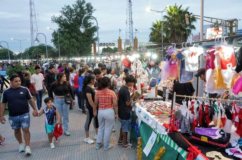 Se viene “La Banda Emprende Edición 2025”, con feriantes, artistas y food trucks