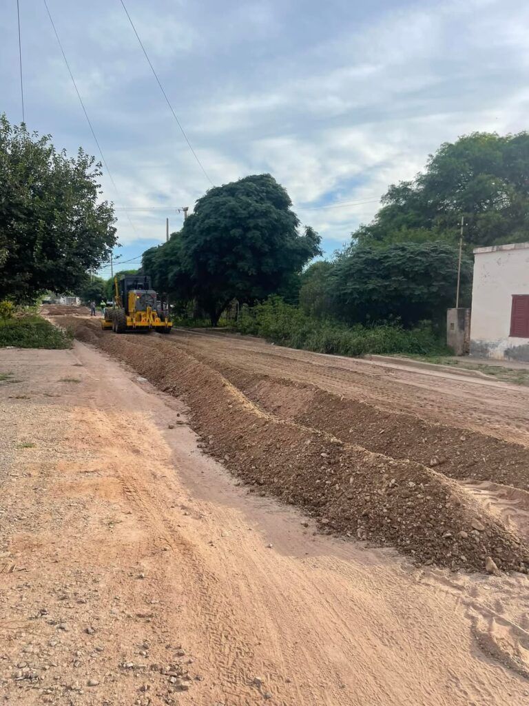Nueva Esperanza: Avanzan los trabajos de enripiado y nivelación en calle PoncianoLuna
