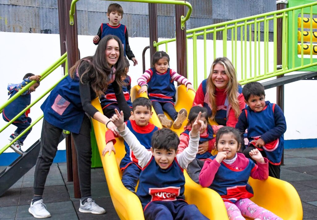 Informan que hay disponibilidad de vacantes en jardines de infantes municipales de Capital