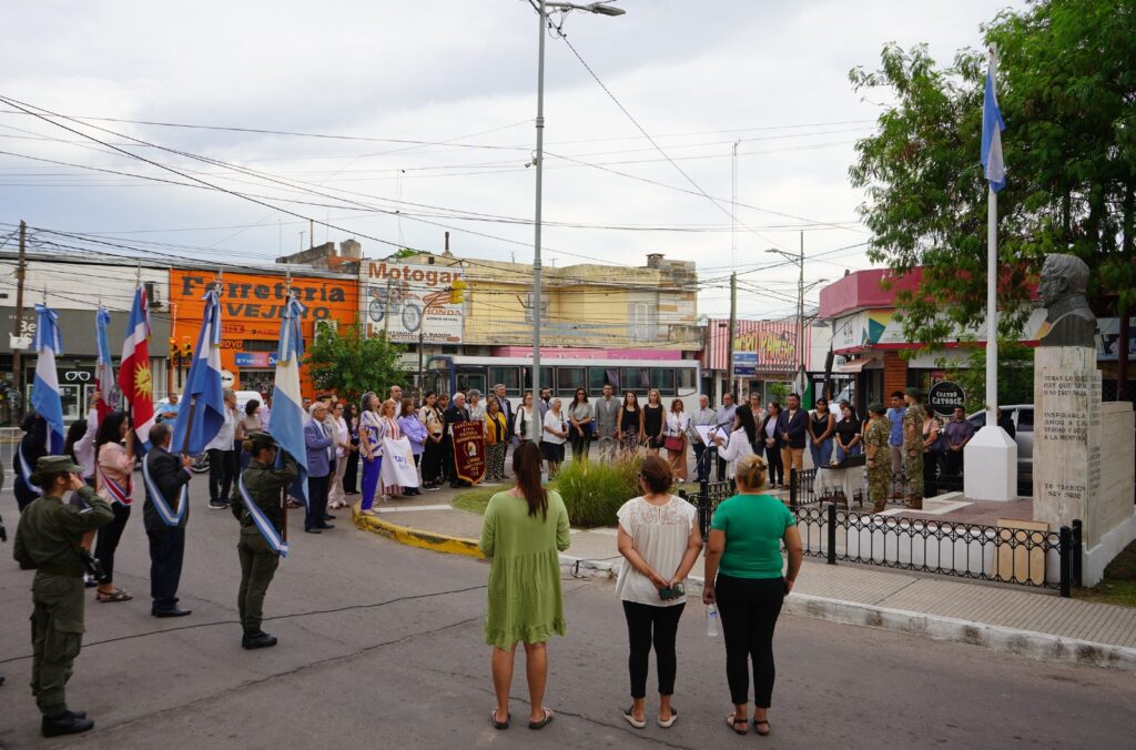 Emotivo acto en La Banda para conmemorar el natalicio del Gral. San Martín