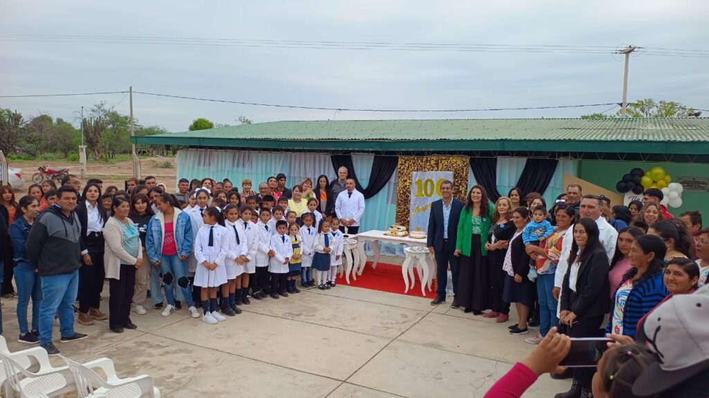Celebración histórica por el centenario de la Escuela N° 415 en Tres Chañares