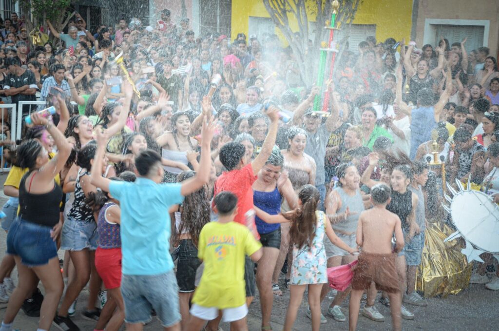 Gran cierre del Corso Municipal de Clodomira con elección de reina y entrega de premios