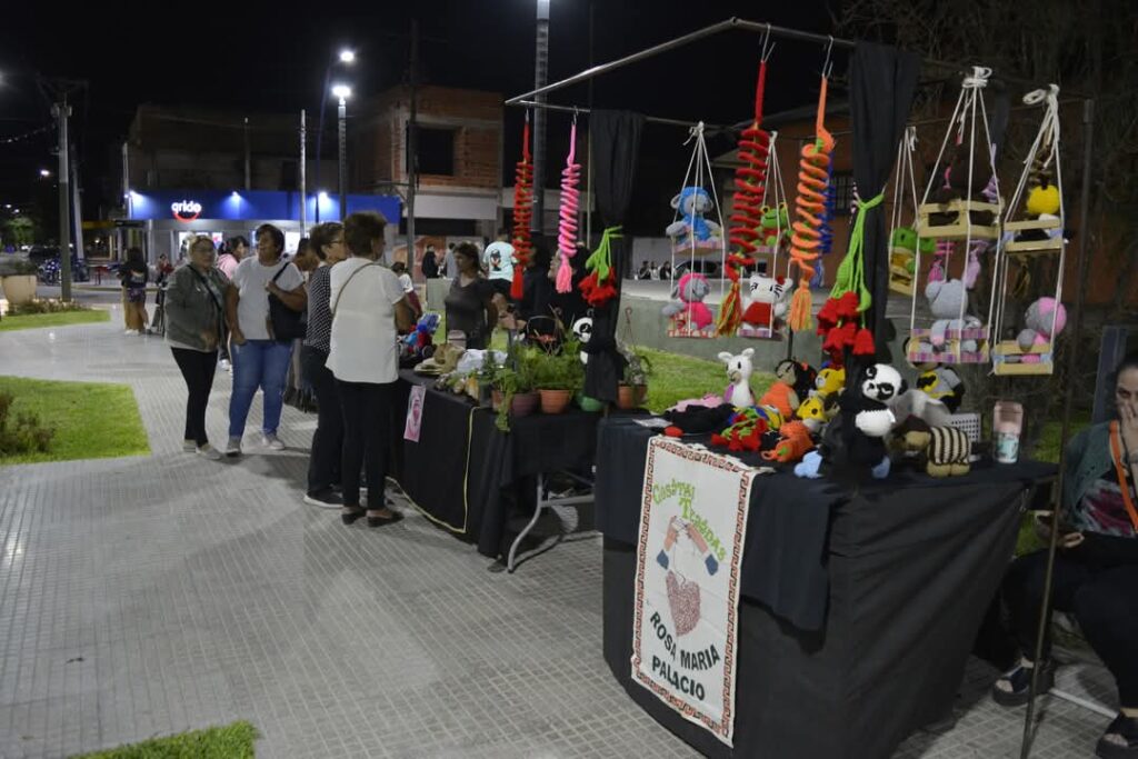 Frías: Ponen en marcha una Feria de Artesanos y emprendedores y el proyecto “Plazas con Ritmo” Frías: Ponen en marcha una Feria de Artesanos y emprendedores y el proyecto “Plazas con Ritmo”