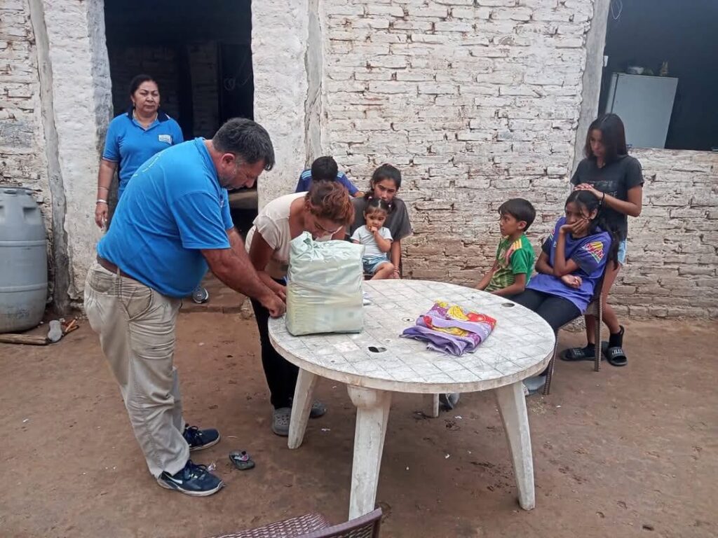 Asisten a familias del departamento Loreto que fueron afectadas por el temporal