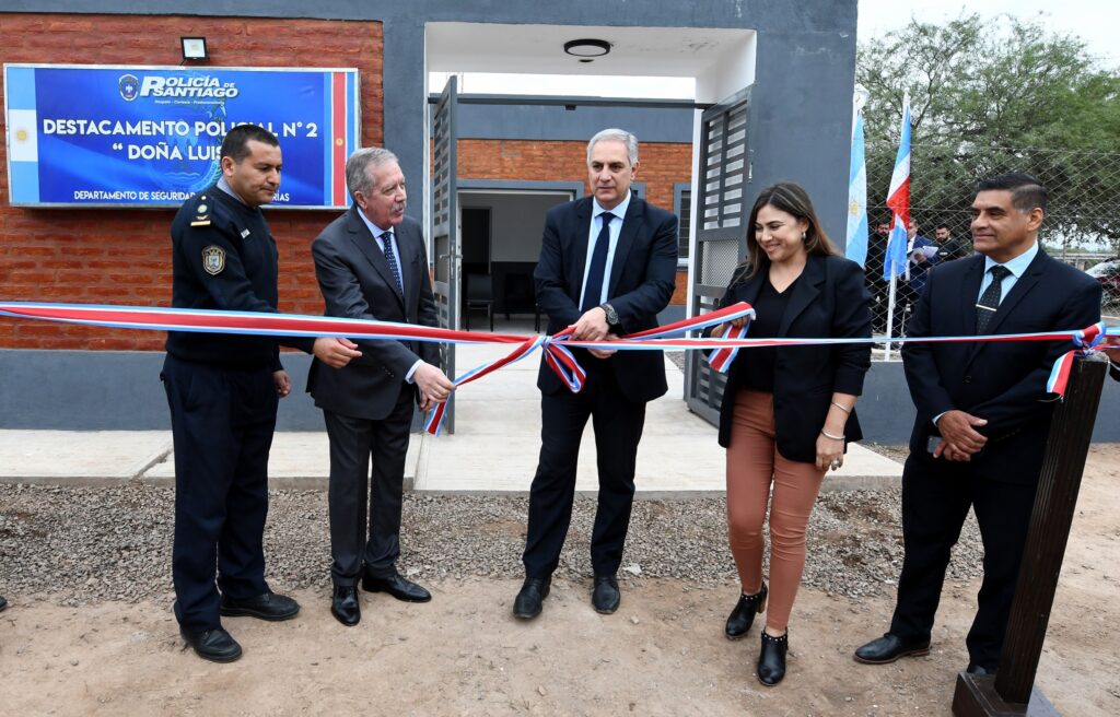 Elías Suárez inauguró un destacamento policial en la localidad de Doña Luisa