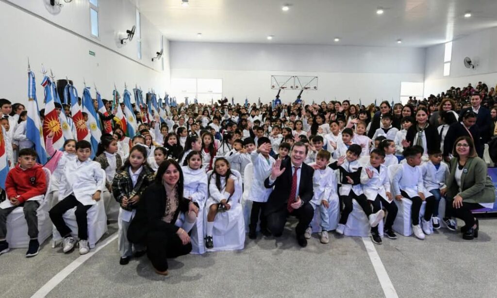 Los Telares: Zamora inauguró una Escuela, un Jardín de Infantes y un polideportivo