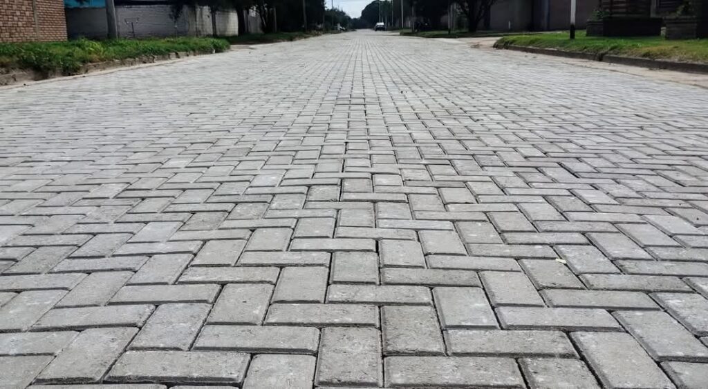 Frías: Avanzan con obras de pavimento en distintos sectores de la ciudad