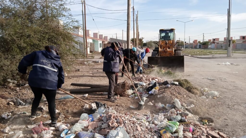 Así funcionarán los servicios en La Banda durante el fin de semana largo