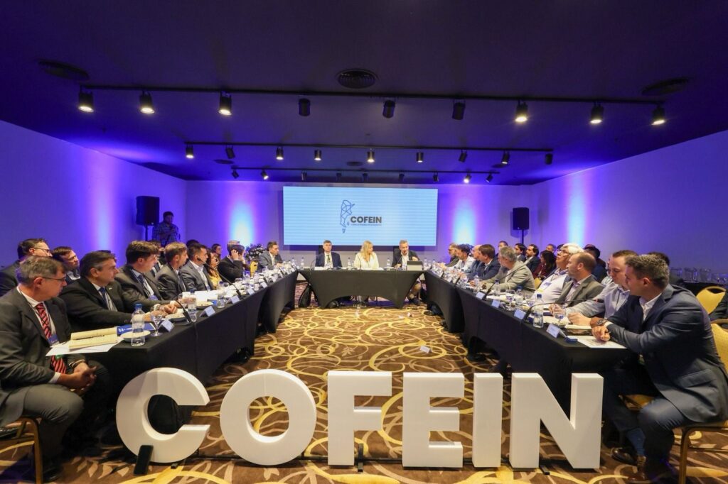 La Municipalidad de la Capital firmó el  acta fundacional de integración del Consejo Federal de Intendentes