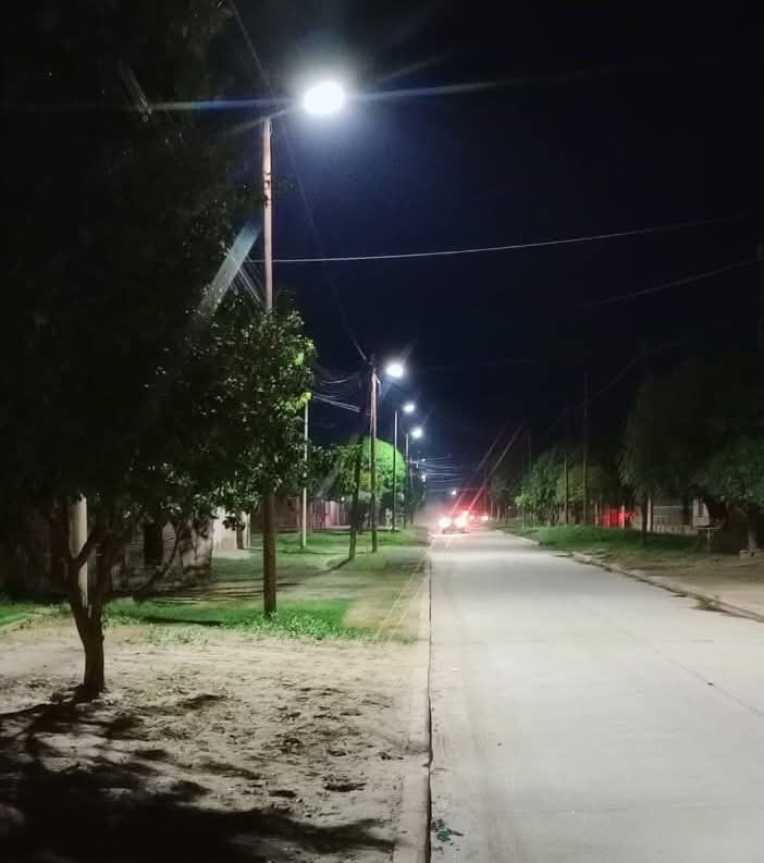 En Frías avanzan con la reconversión lumínica en toda la ciudad
