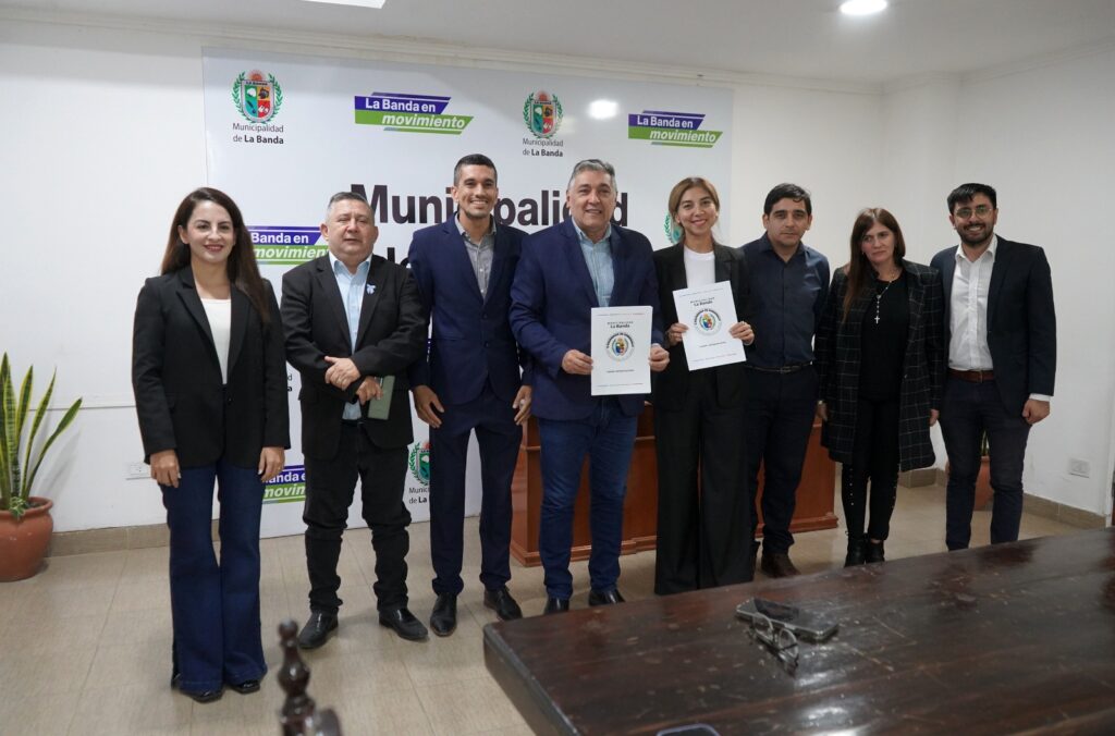 La Banda: acuerdo para fomentar el acceso a estudios superiores