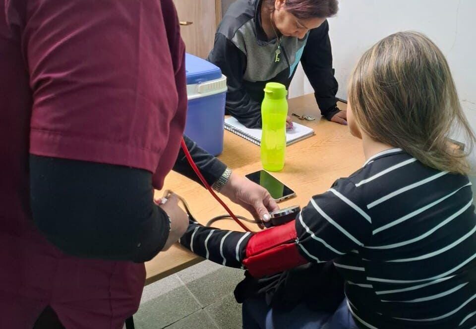 El CIC San Carlos realizó un taller sobre hipertensión arterial y vacunación contra la Hepatitis B