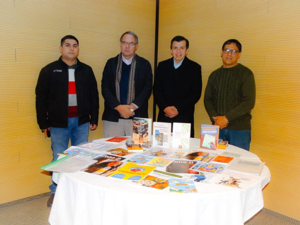 Humanidades capacita sobre alfabetización enlengua quichua a docentes de más de 60 escuelas