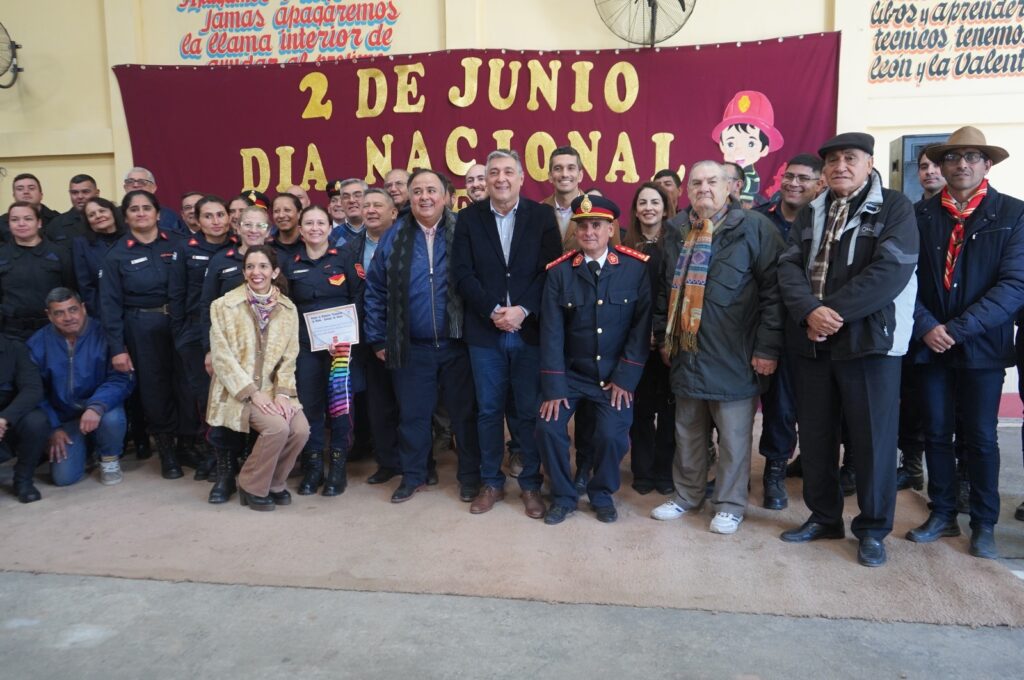 La Banda: reconocimiento a los Bomberos Voluntarios en su día