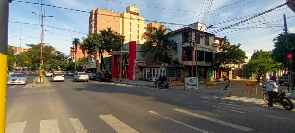 La calle Viamonte no estará habilitada debido a los trabajos de reparación de un desagüe La calle Viamonte no estará habilitada debido a los trabajos de reparación de un desagüe